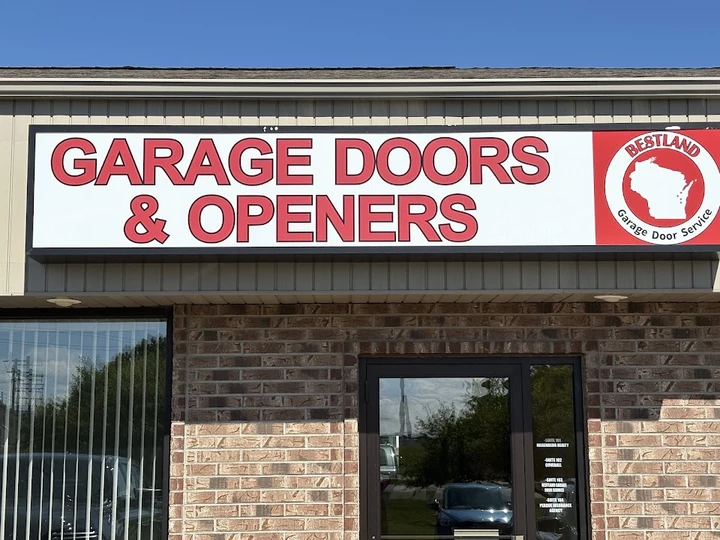 Bestland Garage Door Service sign in Green Bay.