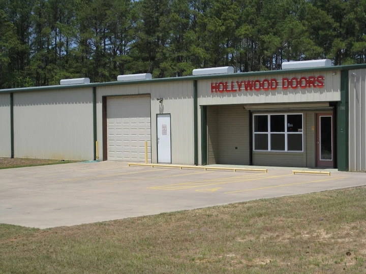 Hollywood Doors storefront in Tyler.