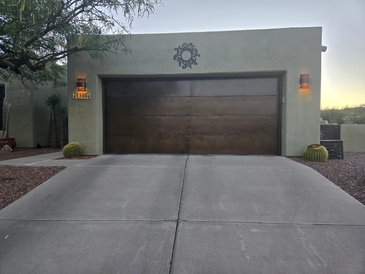 Modern metal garage door in Arizona.