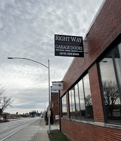 Right Way Garage Doors LLC in Kansas City