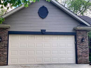 Just Pro Garage Doors in Wauwatosa