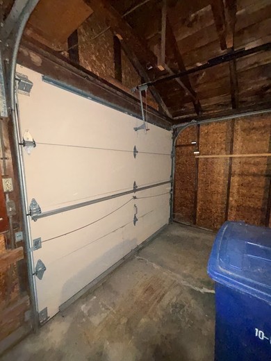 USA Garage Door Service in Appleton